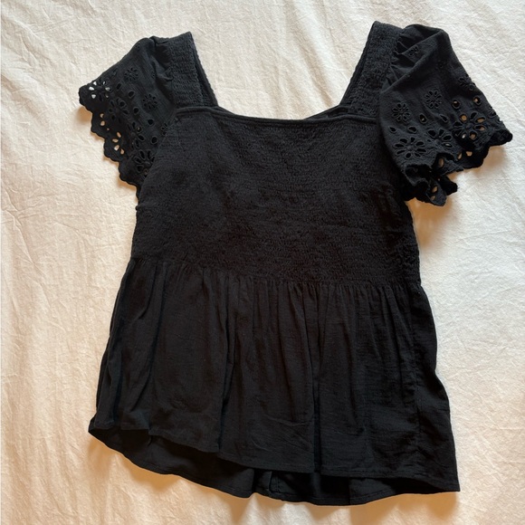 Madewell Tops - Madewell Black Smocked Peplum Top Eyelet Sleeves